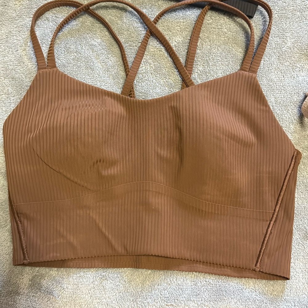 Lululemon sportsbra